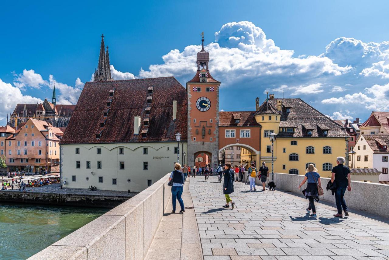 Greenleaf Lappersdorf - Terrasse - A93 Anbindung - Netflix - Stadtnah Dış mekan fotoğraf